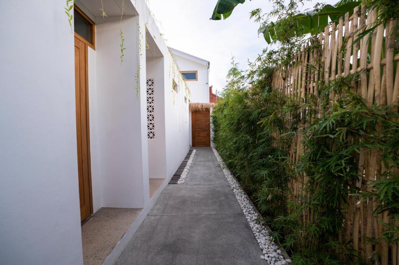 Tiga Studios - Adults Only Kuta  外观 照片